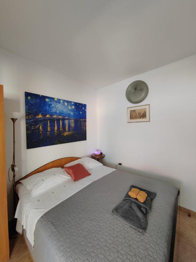 Apartments Turan Centrally Located With Free Parking Igrane Bagian luar foto