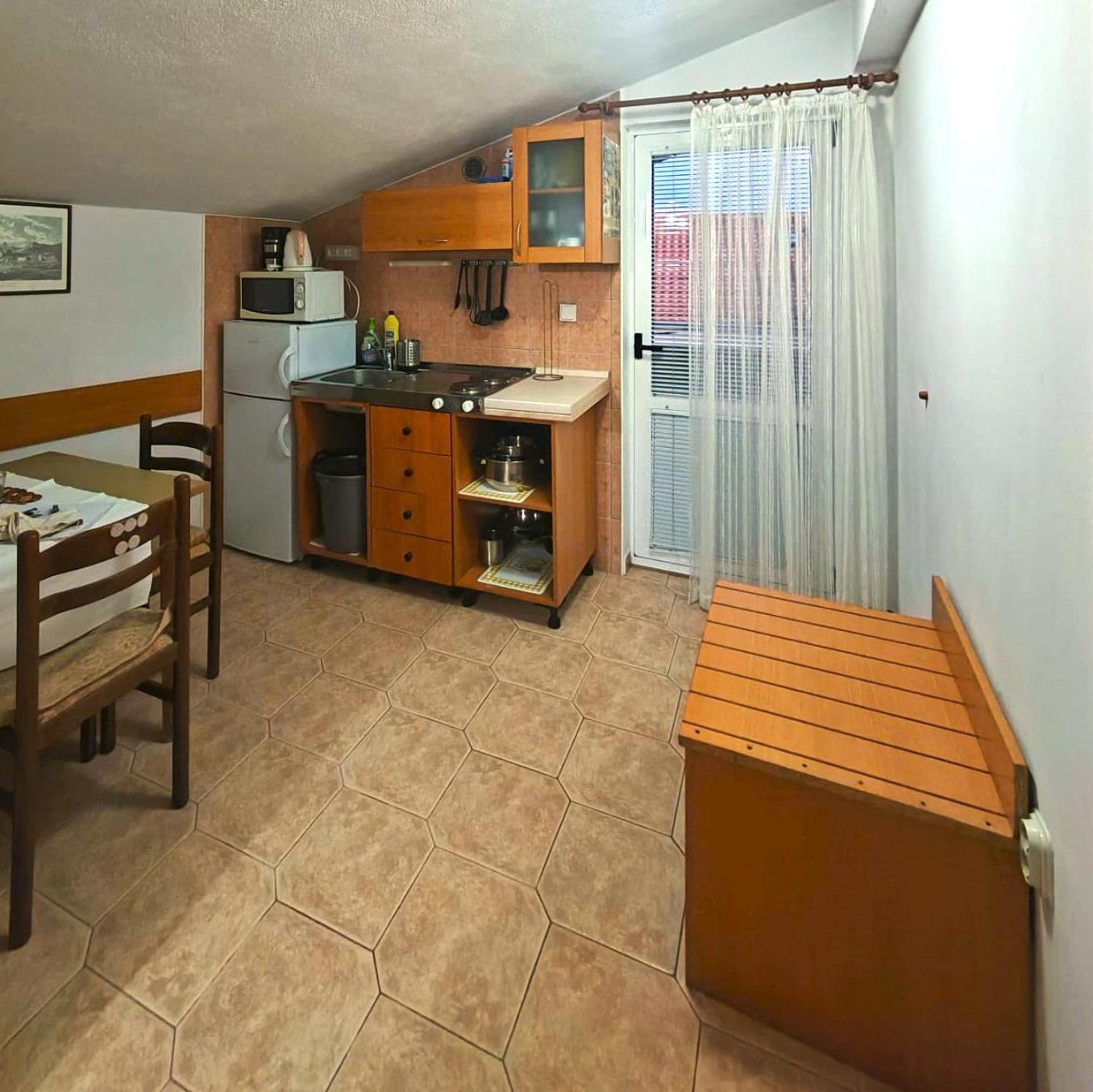 Apartments Turan Centrally Located With Free Parking Igrane Bagian luar foto