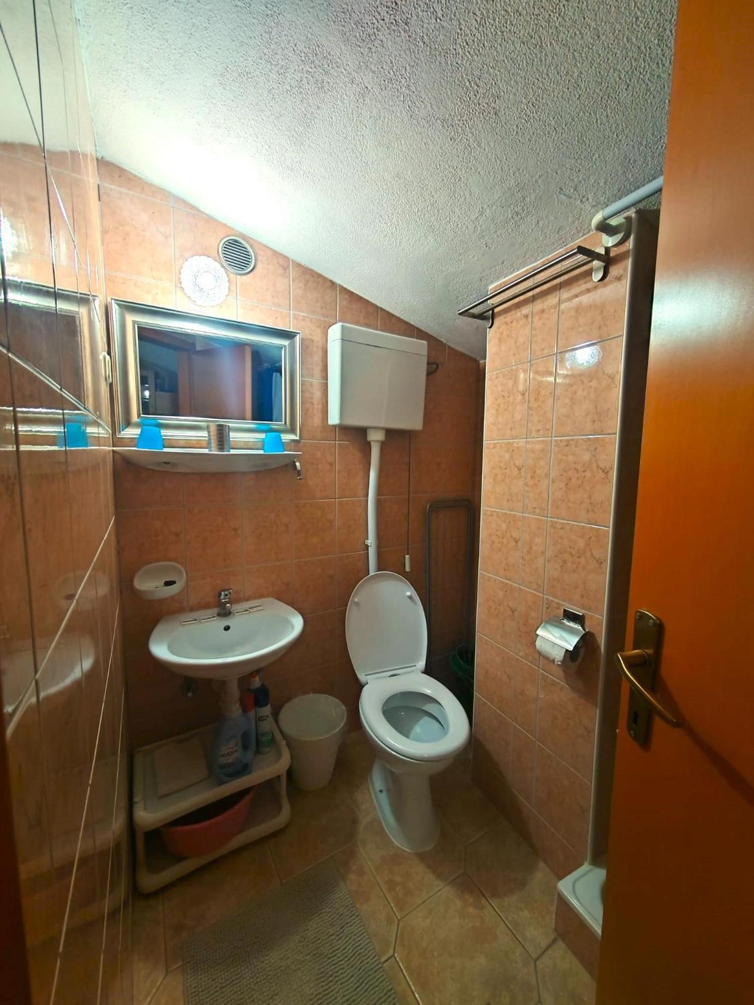 Apartments Turan Centrally Located With Free Parking Igrane Bagian luar foto